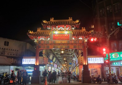走過一甲子 華西街最後一間蛇店下週熄燈