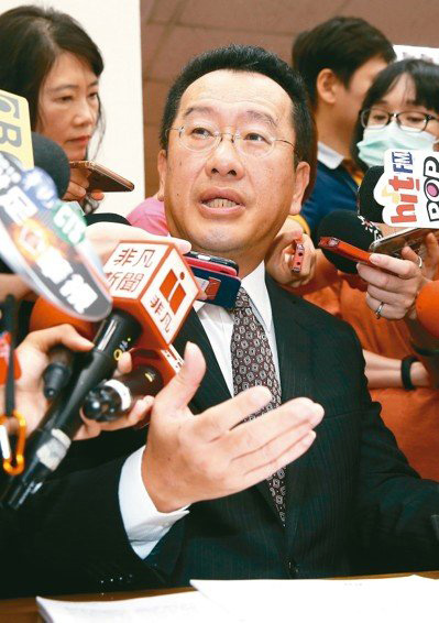 部會接力拔管 爺們！誰管經濟、民生？_img_4