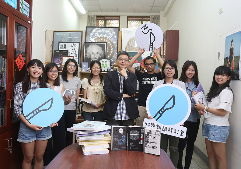 抽樣50年新聞挑錯 揪出「長輩LINE」假消息