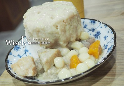 台北。冰雪糖冰舖︱超級芋頭牛奶冰（熔岩芋泥），近捷運龍山寺站與萬華車站
