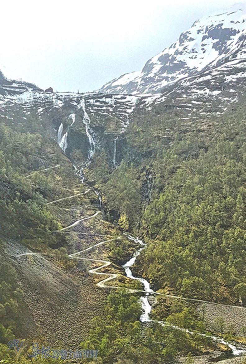 全挪威最深最大的松恩峽灣_img_12