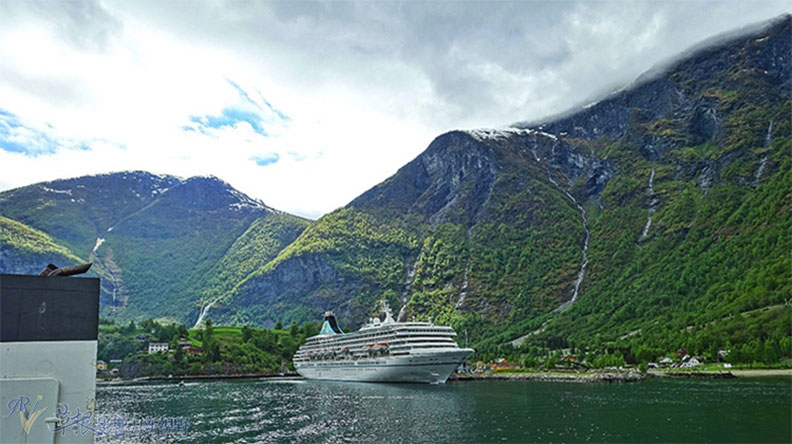 全挪威最深最大的松恩峽灣_img_22