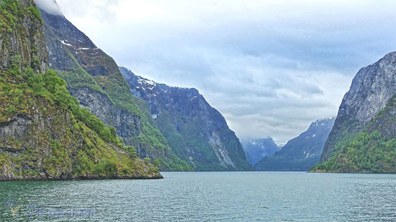 全挪威最深最大的松恩峽灣_img_28