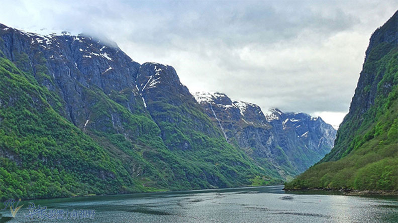 全挪威最深最大的松恩峽灣_img_29