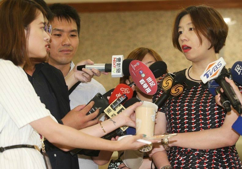 不用中共打過來 一杯珍奶就讓台灣陷「吸管之亂」_img_1