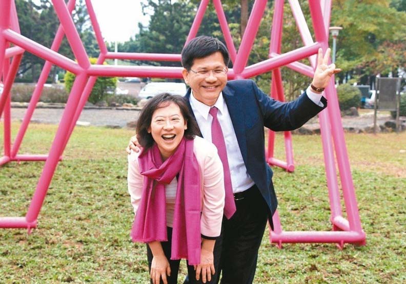 誰叫你岳父有錢?選舉到 參選人太座娘家就挨打_img_2