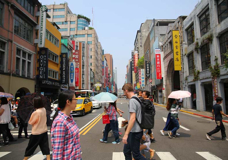 金石堂城中店熄燈,他執意堅守「城市最美風景」_img_2