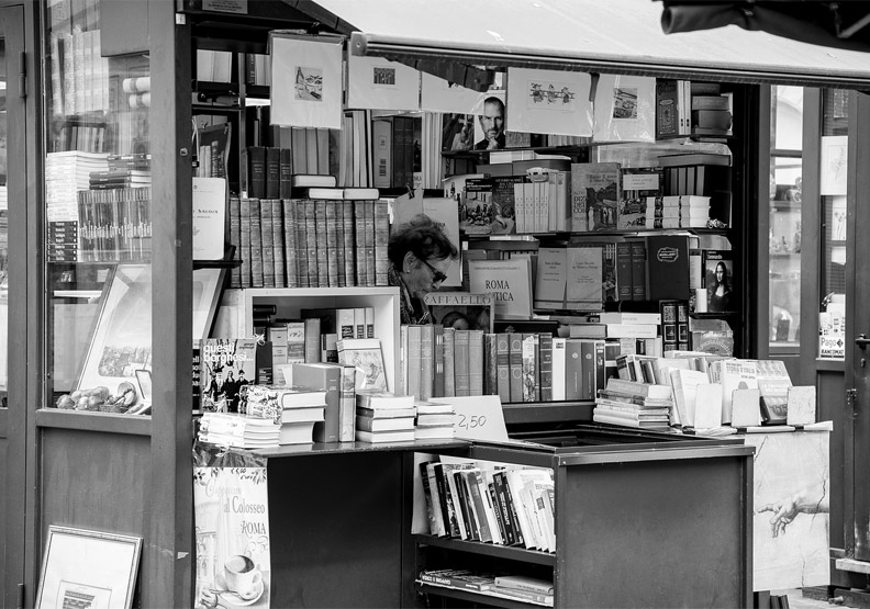 如果你喜歡書店，就該買書