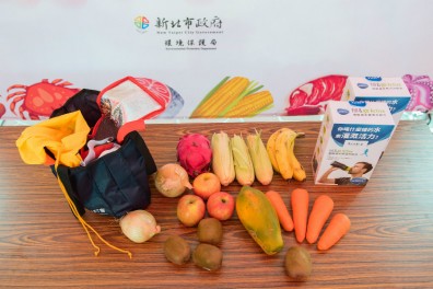 永安市場不塑購物挑戰賽 邰智源：高手在民間