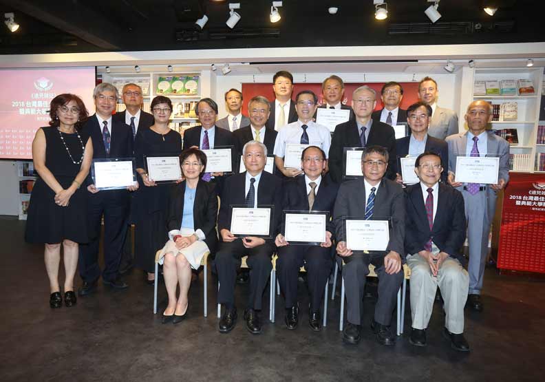 出色台灣人：不問藍綠、只問對錯，不講立場、只講是非_img_1