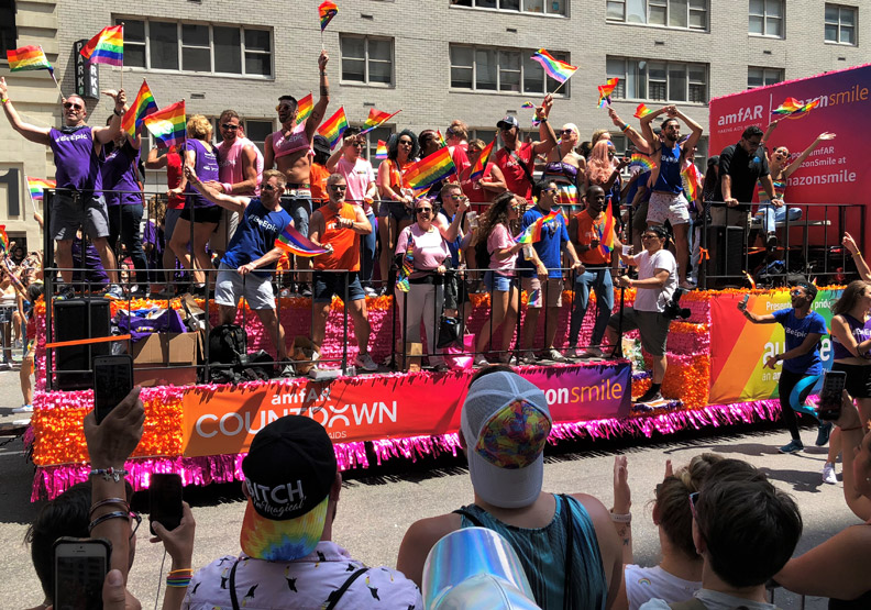 全球最大同志嘉年華_img_11