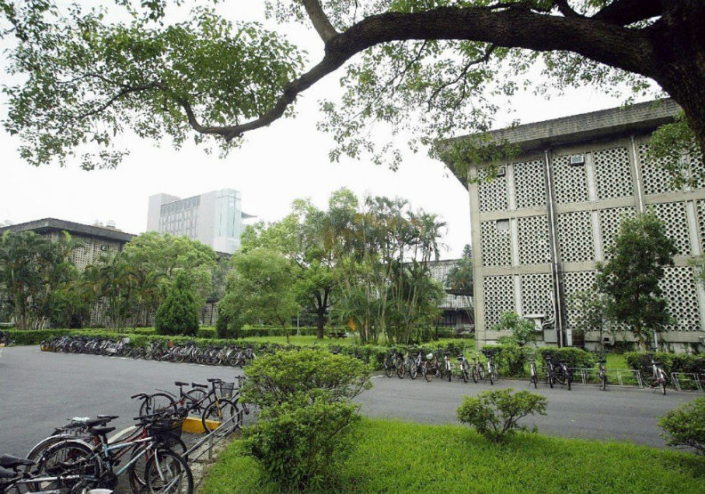 為何要搶走台大人的記憶?鹿鳴堂即將消失..._img_7