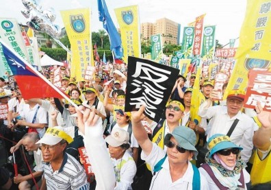 年改後遺症！資深公職人員：休怪我混到退