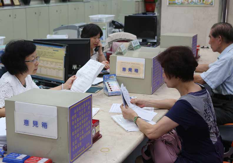 2024年元旦有許多攸關民眾權益的新制上路。蘇義傑攝