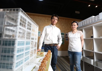 建築路上歷經風雨 楊士正苦撐七年漸發光