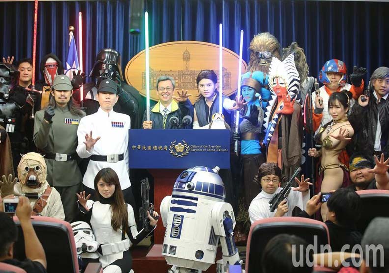 何止國旗臂章倒掛 憲兵「天下第一營」還出過這些包_img_5