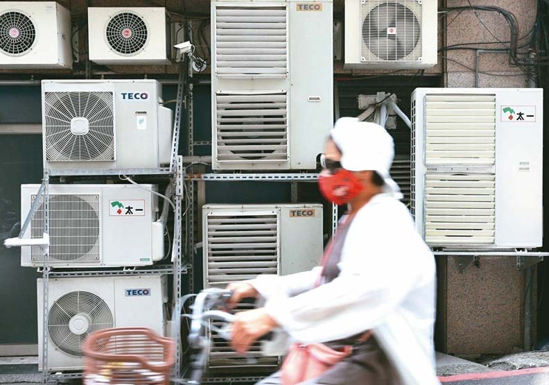 小英執政九彎十八拐!一起見證她的「朝令夕改」_img_1