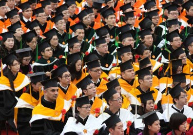 碩士班甄試報名激增，博班卻冷清！學界籲：獎學金加碼