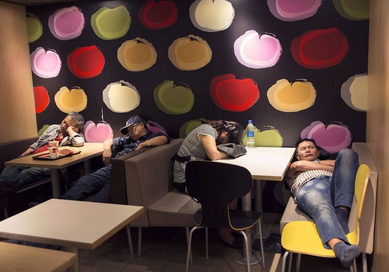 品質差租金又貴：為什麼香港愈來愈多人睡在麥當勞？_img_2