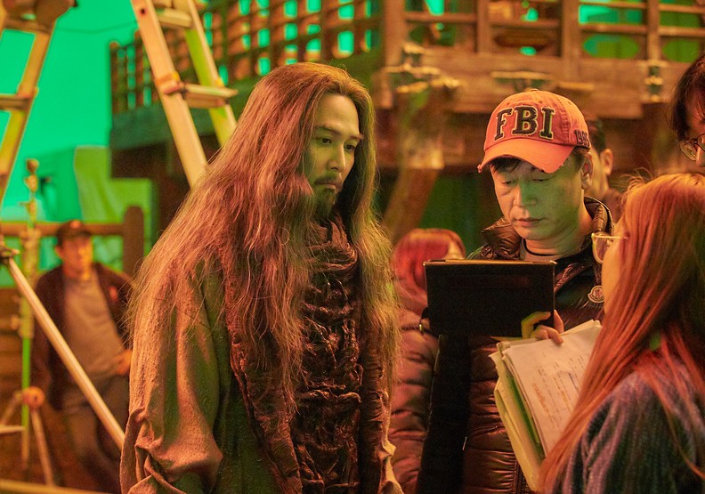 《與神同行》導演金容華：孝順和原諒，是人們最該有的覺悟_img_1