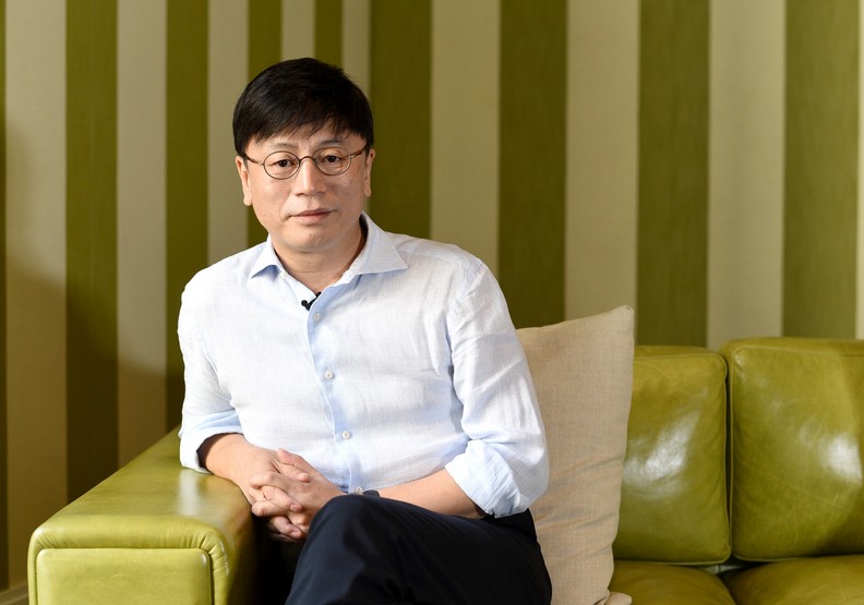 《與神同行》導演金容華：孝順和原諒，是人們最該有的覺悟