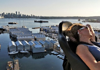 離地12層樓高的晚宴！叉子掉落就成殺人凶器？