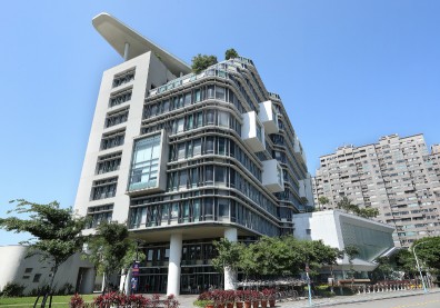 與圖書館比鄰，為幸福加值