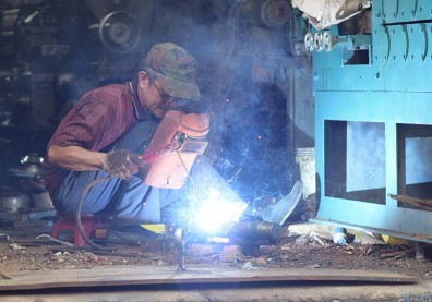 日本車廠以「人」取代機器人！理由很簡單