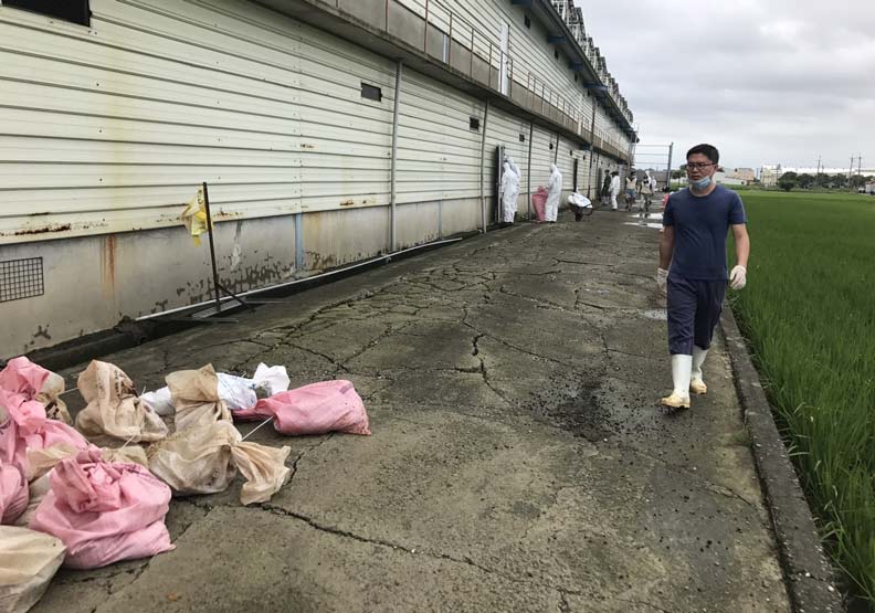 平平都是農民,他不怕823水災還能出國考察!_img_3