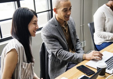 「不邀功」也能升遷？職場處世3大哲學