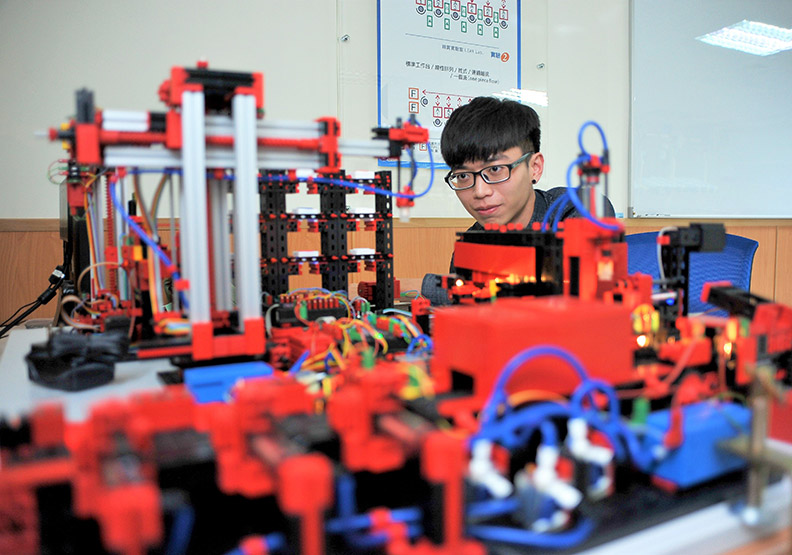 數據管理顛覆世界 企業最愛勇敢創新人才