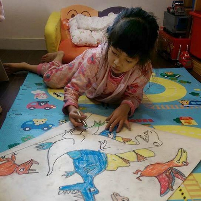 「我會像恐龍一樣勇敢!」她才10歲,溫暖貼圖感動無數人_img_3