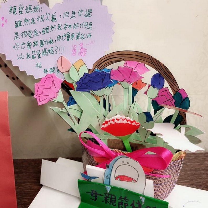 「我會像恐龍一樣勇敢!」她才10歲,溫暖貼圖感動無數人_img_5