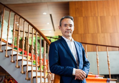 60歲後留學哈佛、劍橋、牛津 王石再創「大運河」樂活人生