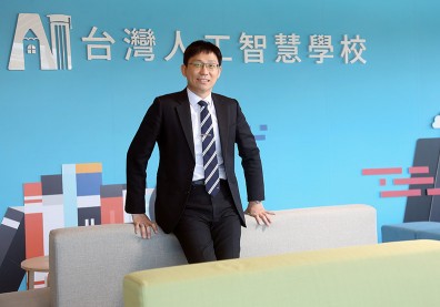 台灣AI學校實戰練兵 8個月培養2200名專才