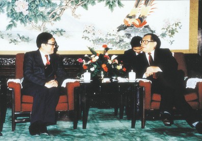 書香子弟入共黨、江澤民意外進京開啟13年任期