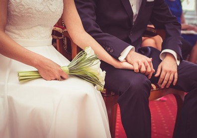 夫妻真正的釋懷：即使新婚做不到，頭髮白了也能偕老