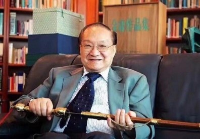 永遠經典的武俠！曾列禁書的金庸如何在台紅翻天？