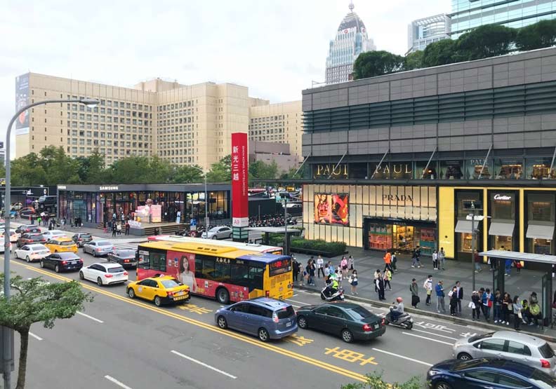 我好想回家！調查81％外漂想返鄉工作買房