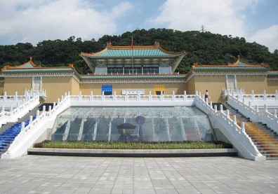 故宮研究員踢爆內幕！北院僅剩圖書文獻，更名東方圖書館