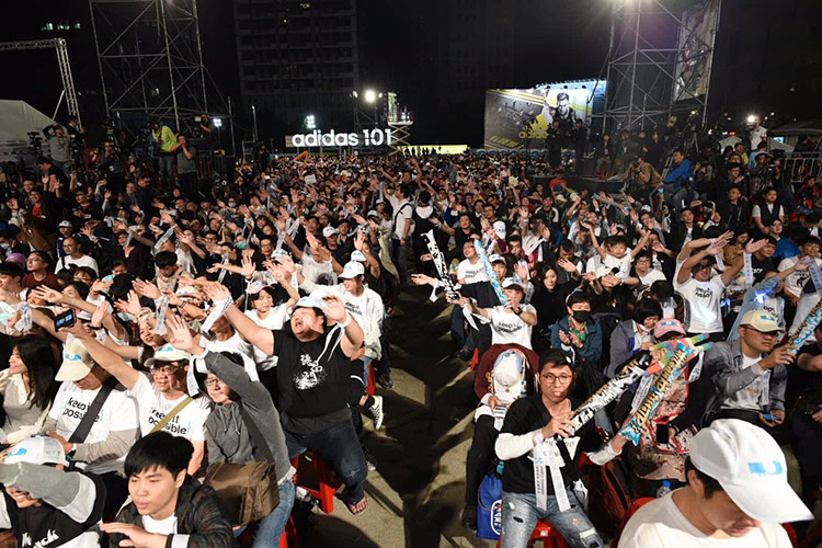 柯P險勝,大喊:阿伯回來了,明天繼續上班!_img_2