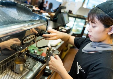 多管閒事 跨出櫃檯無形的線