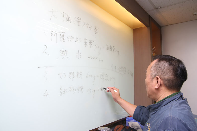 俄羅斯珍奶熱潮的幕後推手 竟是這位台灣大叔_img_2