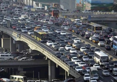 星球上最可怕！北京塞車讓這三名老外花6年提解方