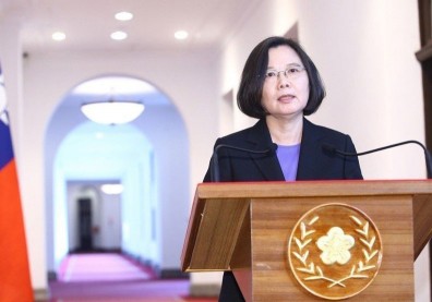 迴廊談話沒用？最新民調蔡英文聲望再探新低