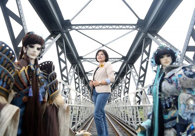 張麗善在地經營28年 憑日頭花精神登上百里侯