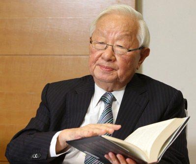 展望未來！張忠謀：AI在25年內將加大貧富差距_img_1