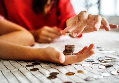 一家四口在上海討生活，每月五萬台幣可能嗎？