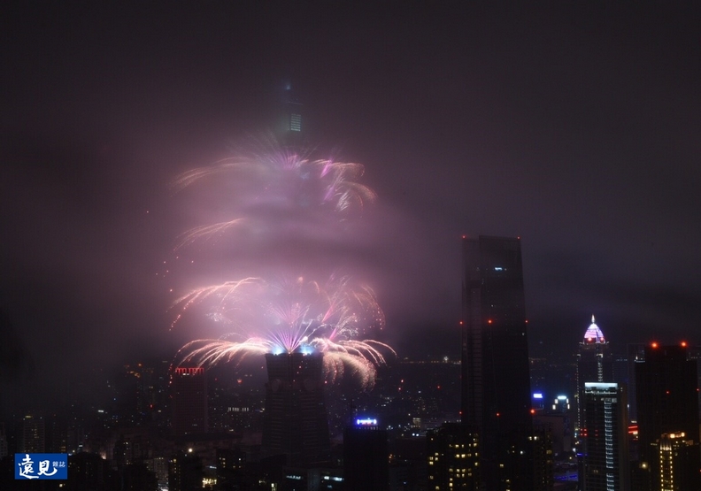 【圖集】歡慶2019！台北101跨年煙火精彩集錦_img_9