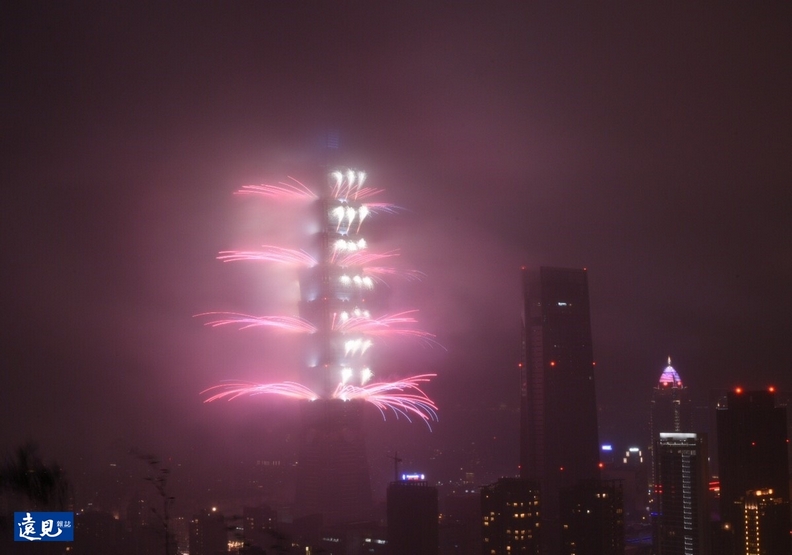 【圖集】歡慶2019！台北101跨年煙火精彩集錦_img_3